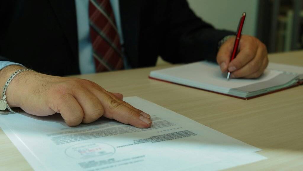 Contratos Merc MX: 5 Claves para Proteger tu Inversión